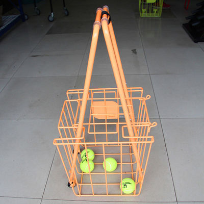 Carros de la enseñanza del tenis de la longitud de la anchura 350m m del plegamiento 300m m del estante del almacenamiento del equipo de deportes, capacidad grande de la bola
