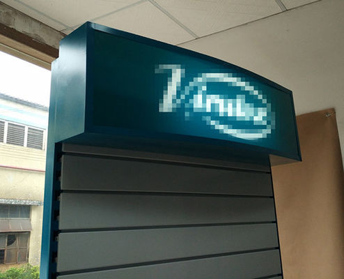 Estante de exhibición de la profundidad 550m m Pegboard de la anchura 1000m m con el logotipo de encargo