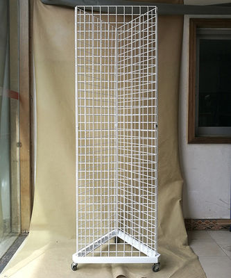 Estante trilátero del almacenamiento del equipo de deportes de L650mm H1828mm con los echadores