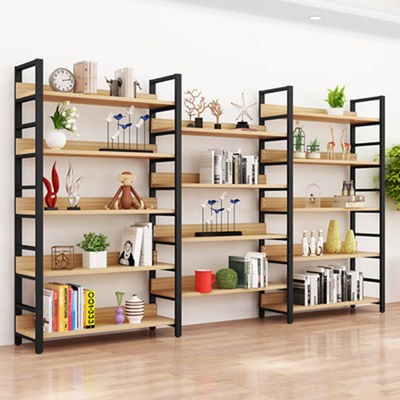 Hierro de la LH y estantes de madera