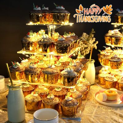 Soporte de acrílico de la magdalena de la grada de los pasteles 4 para el banquete de boda del cumpleaños